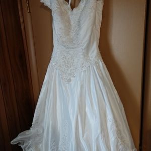 Beautiful Wedding Dress